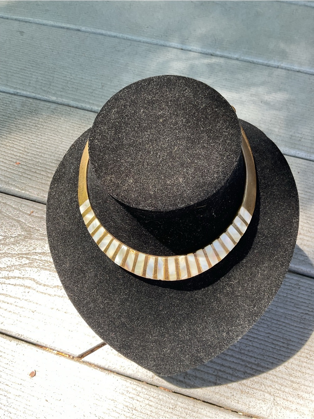 Vintage brass & inlay mother of pearl choker/collar necklace